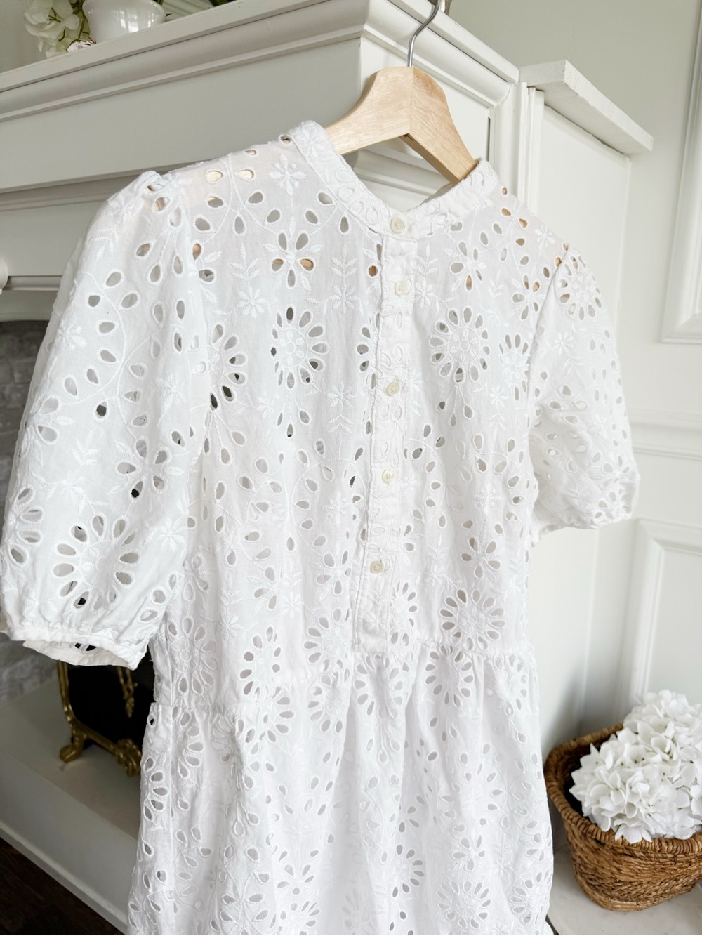 J.Crew white eyelet summer dress, NWOT, sz 8 - Picture 2 of 4